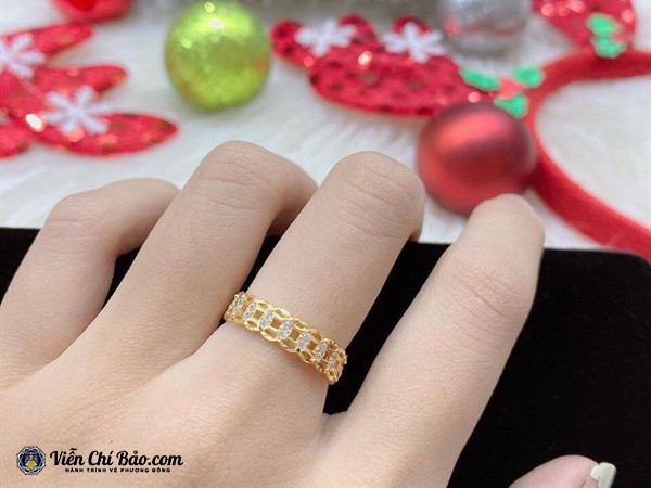 NHẪN THẦN TÀI LÀ GÌ? NHỮNG MẪU NHẪN THẦN TÀI HOT NHẤT 2025 10 nhan-than-tai-kim-tien-nu