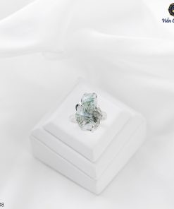 Bí Mật Ngón Tay Đeo Nhẫn Của Nàng 7 N600048 3
