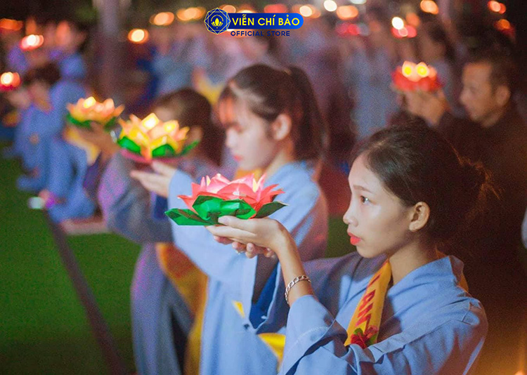 Lễ cúng cô hồn có phải là lễ Vu Lan? 1 le vu lan ngay may 1