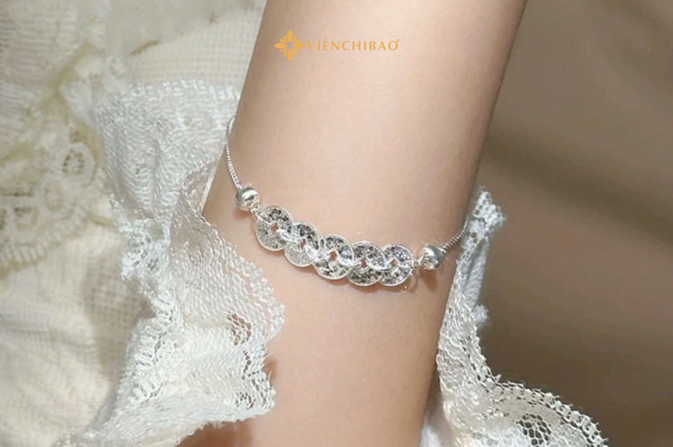 LẮC TAY KIM TIỀN NGŨ ĐẾ - VIỄN CHÍ BẢO - L400231 3 Lắc tay kim tiền ngũ đế (2)