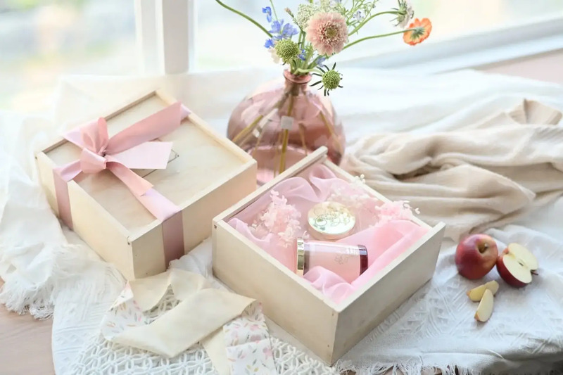 Top 10 quà tặng 20/10 cho bạn gái khiến nàng “tan chảy” ngay lập tức hình 5 top-10-qua-tang-20-10-cho-ban-gai-khien-nang-tan-chay-ngay-lap-tuc-hinh-5.jpg