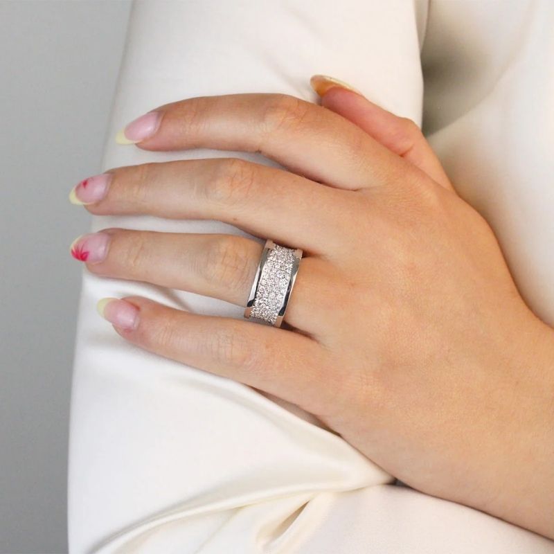 Bí quyết bảo quản nhẫn Bvlgari kim cương luôn sáng như mới hình 2 bi-quyet-bao-quan-nhan-bvlgari-kim-cuong-luon-sang-nhu-moi-hinh-2.jpg