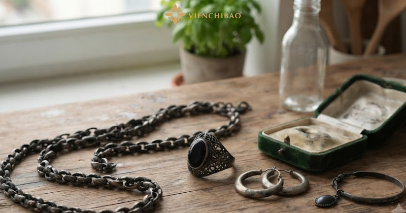 Cách làm sáng bạc bị đen tại nhà đơn giản 1 trang-sưc-bac-bi-den