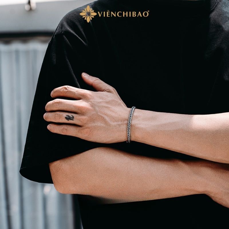 Có nên mua trang sức bạc Thái không? Những điều người bán ít khi nói hình 1 co-nen-mua-trang-suc-bac-thai-khong-nhung-dieu-nguoi-ban-it-khi-noi-hinh-1.jpg