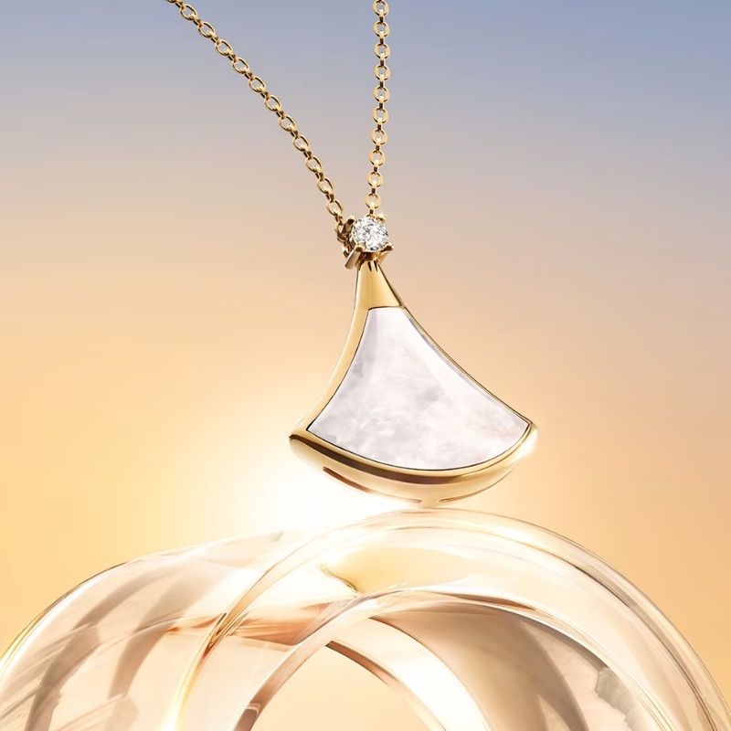 Cùng giải mã nguồn cảm hứng Bvlgari Divas Dream đến từ đâu? hình 2 cung-giai-ma-nguon-cam-hung-bvlgari-divas-dream-den-tu-dau-hinh-2.jpg